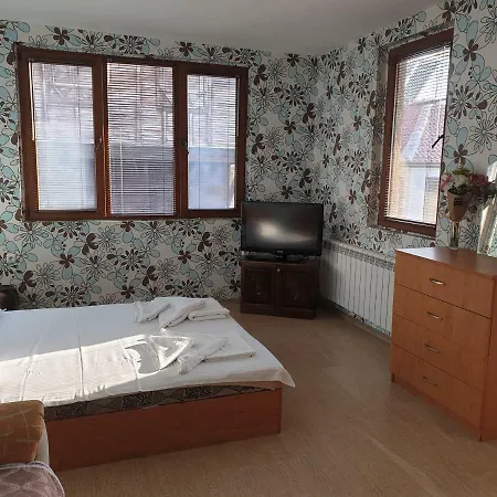 Magi Apartman *